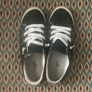 Black Cover Girl sneakers